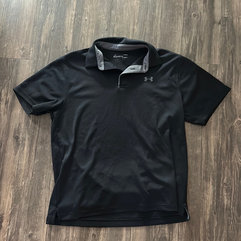 Men’s Collared Short Sleeve